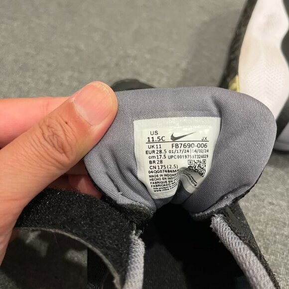 Nike Revolution 7 Toddler/Little Kid Sneakers - Picture 5 of 5